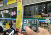 Nơi chuyên sửa chữa remote cửa cuốn nhà xưởng tại Quận 8 – LH 0909089686