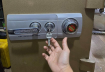 Tìm nơi sửa khóa két sắt kỹ thuật cao tại Quận 8 - Không gây hư hỏng