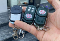 Tư vấn, sửa chữa remote cửa cuốn cho cửa hàng tại Quận 8