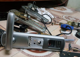 Cách Bảo Dưỡng Khóa Vân Tay Để Sử Dụng Bền Lâu