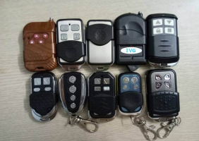 Cung cấp Remote cửa cuốn giá rẻ, uy tín tại Quận 8 | Sửa, làm mới nhanh chóng
