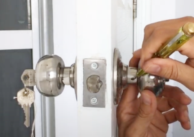 Đơn vị chuyên sửa khóa, thay khóa cho cửa hàng giá rẻ tại Quận 8