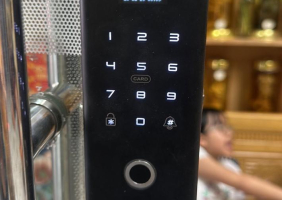 Sửa khóa điện tử cửa hàng tại HCM - Bảo mật uy tín, hỗ trợ 24/7