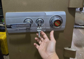 Tìm nơi sửa khóa két sắt kỹ thuật cao tại Quận 8 - Không gây hư hỏng