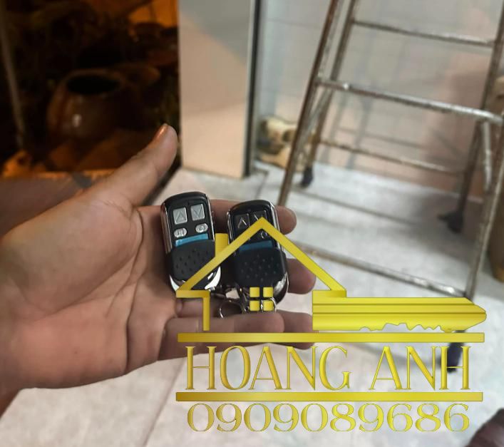 Sửa khóa điện tử cửa cuốn tại HCM - Có mặt ngay sau 30 phút