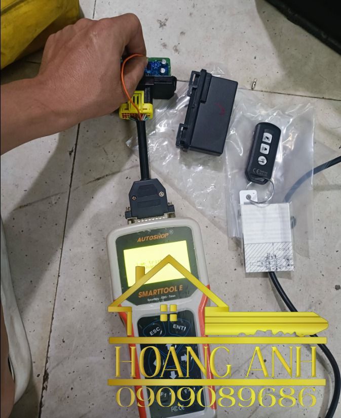 Sửa khóa Smartkey xe máy bị kẹt, không mở được tại Quận 7